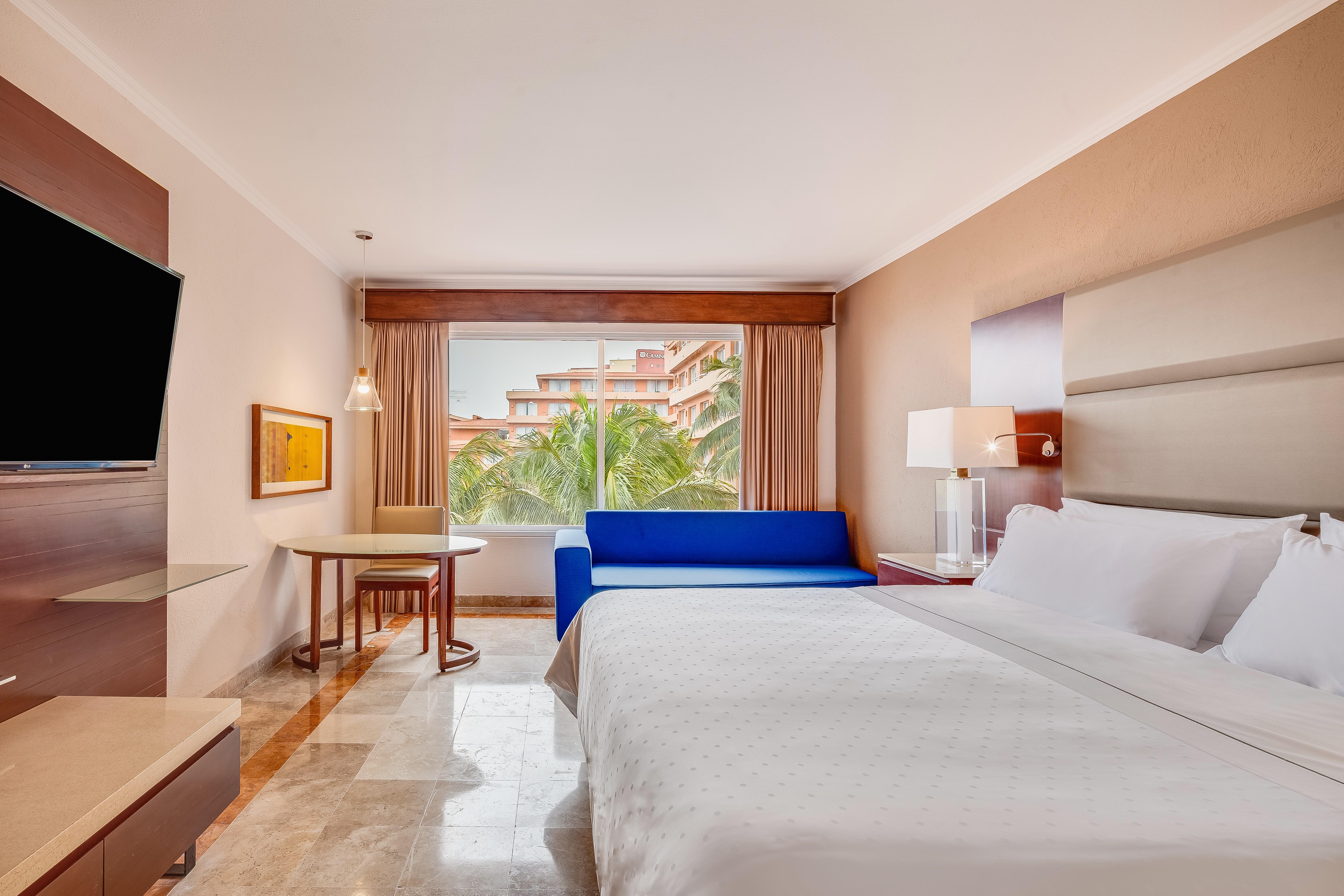 그랜드 피에스타 아메리카나 베라크루스 호텔 베라크루즈 외부 사진 A guest room at the Hilton Vallarta Bay Resort